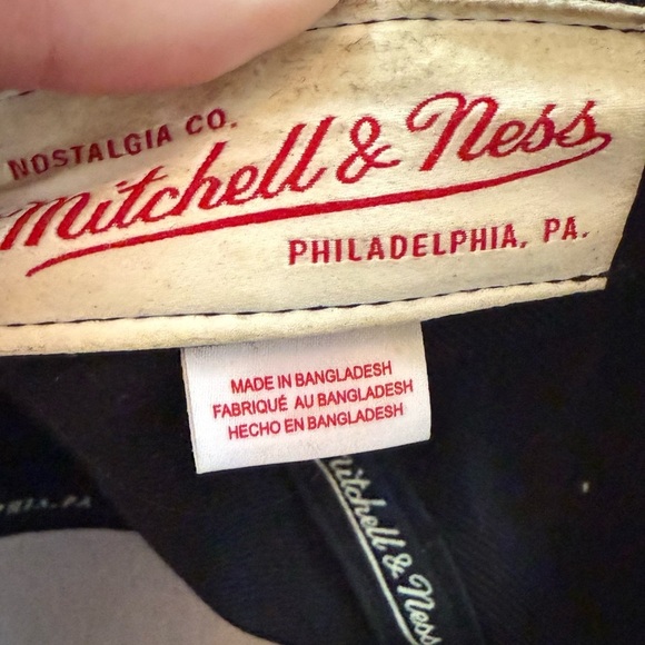 MITCHELL & NESS / ANAHEIM DUCKS BLACK 20TH ANNIVERSARY FLAT RIM SNAPBACK HAT - Picture 7 of 8